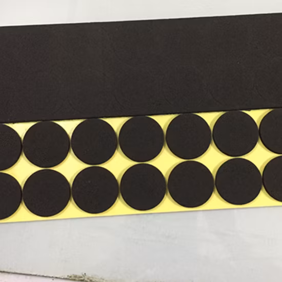 Pés amortecedores de silicone de borracha transparente para proteção de móveis